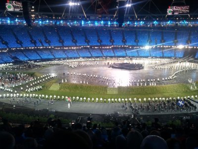 "Die Fahnen, die sie schwenken,